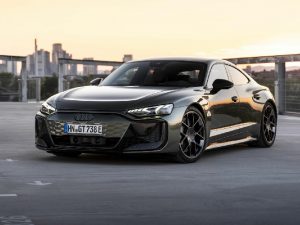 Audi RS e-tron GT Performance с двумя двигателями на 925 л.с. разгоняется до сотни за 2,4 с